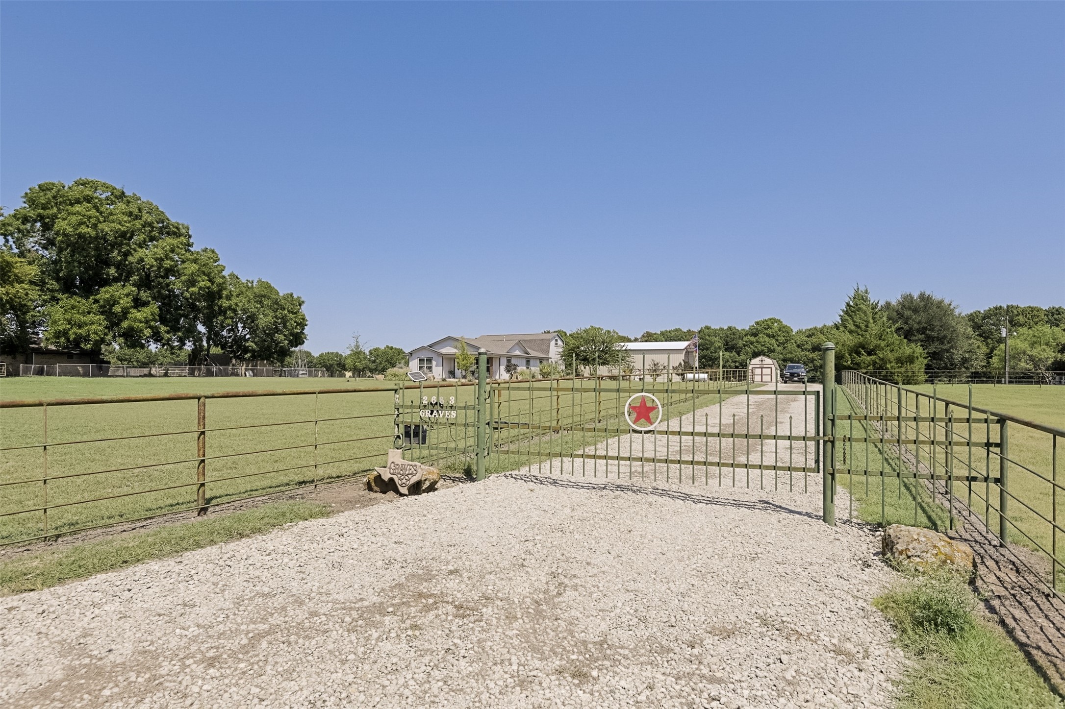 2683 Bells Chapel Road Waxahachie TX 75165