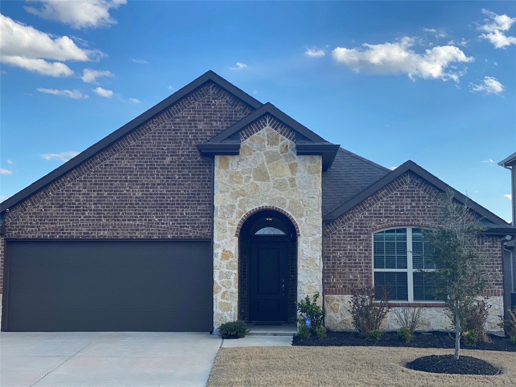 642 Jamestown Lane Fate TX 75189