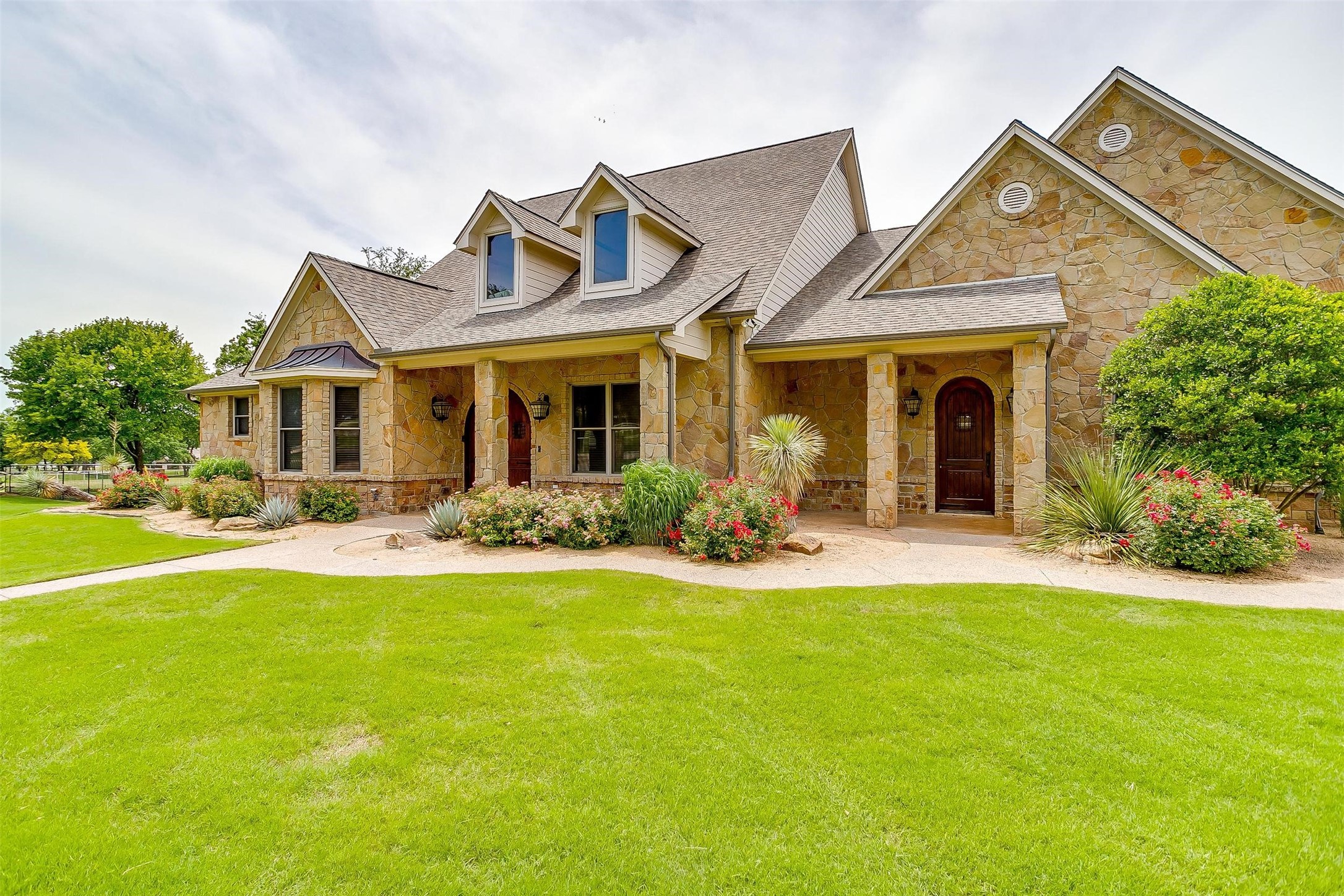 142 Wood Oak Trail Weatherford TX 76088