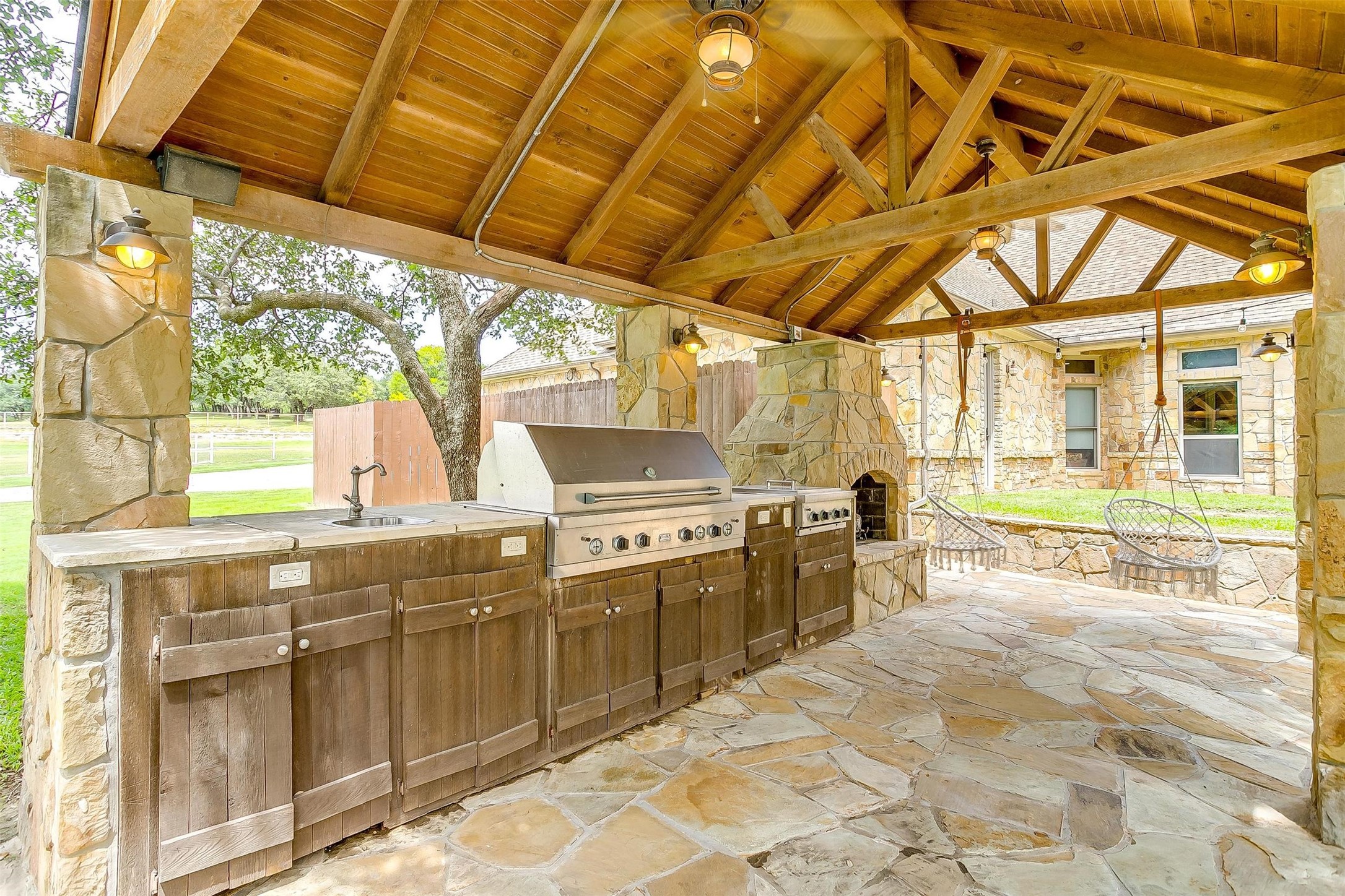 142 Wood Oak Trail Weatherford TX 76088