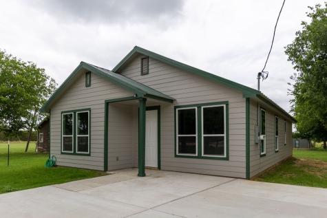 328 E Norway Street Walnut Springs TX 76690