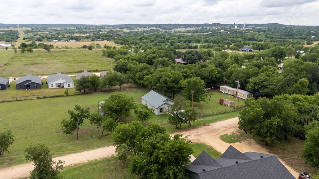 328 E Norway Street Walnut Springs TX 76690