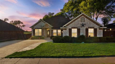 706 Woodcrest Drive Ennis TX 75119