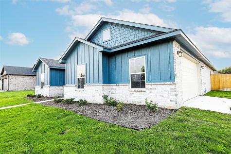 1412 Mason Street Bowie TX 76230