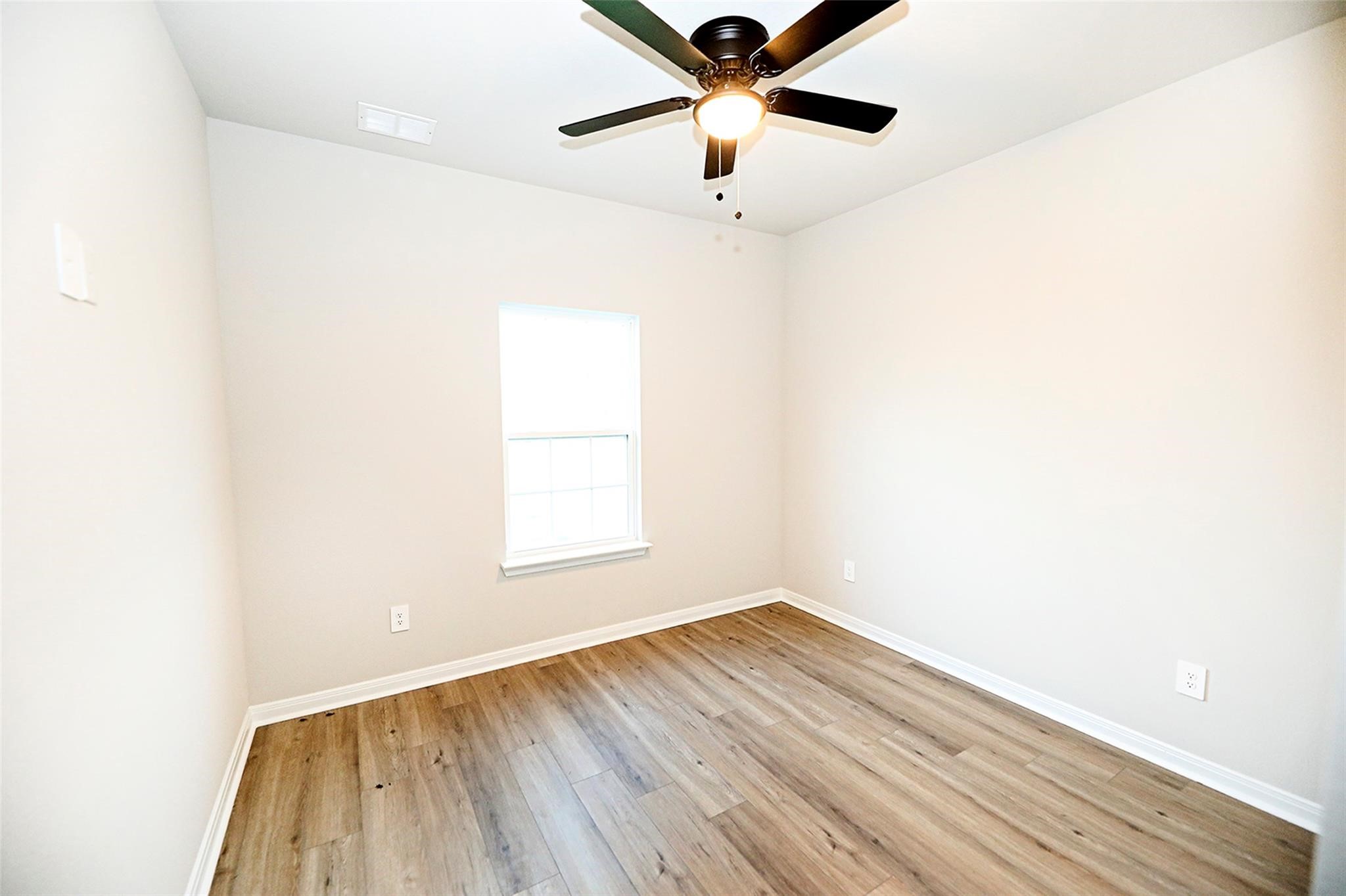 1412 Mason Street Bowie TX 76230