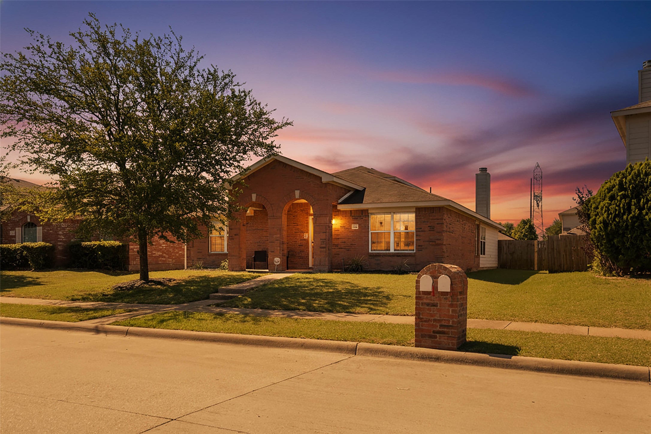 1838 Sierra Trail Lancaster TX 75146