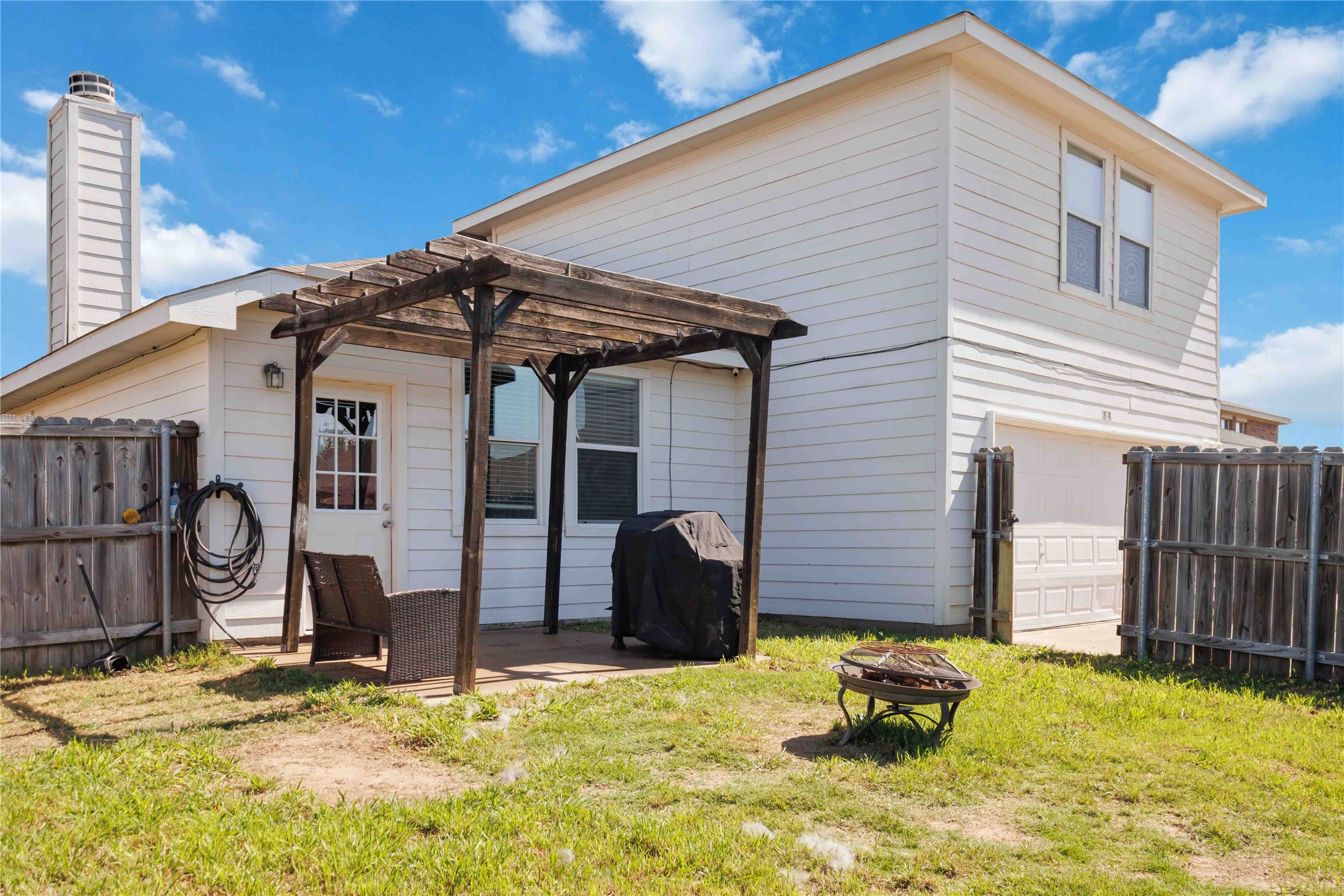 1838 Sierra Trail Lancaster TX 75146