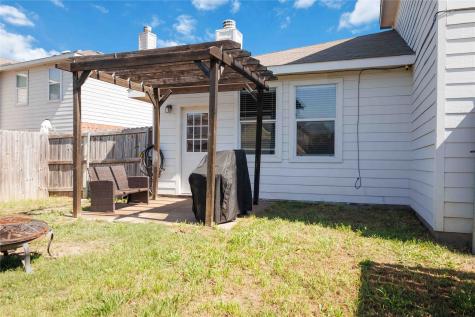 1838 Sierra Trail Lancaster TX 75146