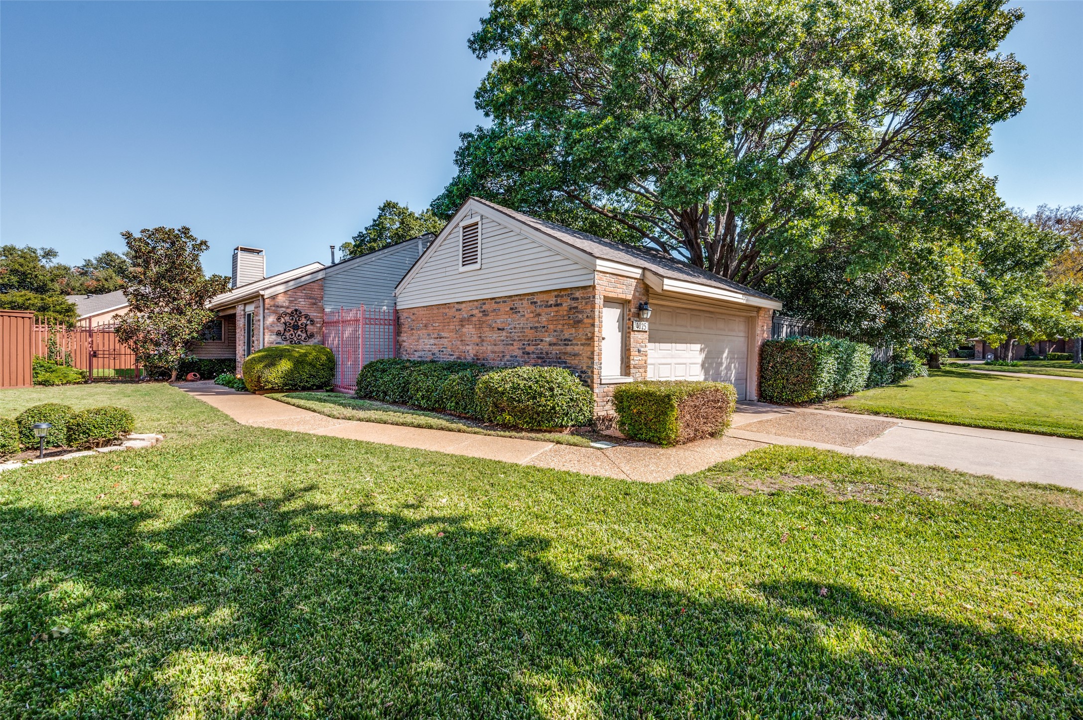 4025 Winter Park Lane Addison TX 75001