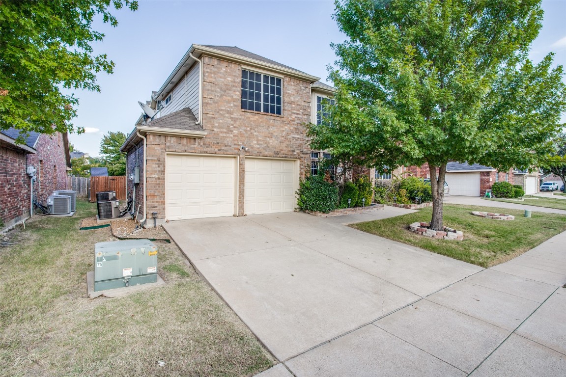 5812 Prairie View Court Grand Prairie TX 75052