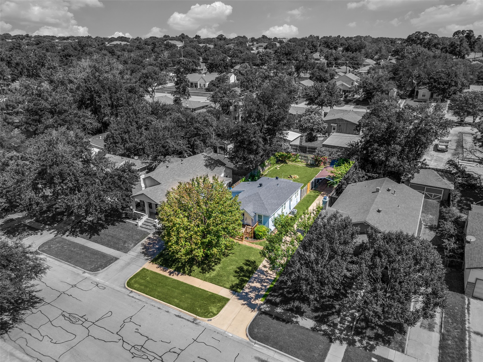 4812 Calmont Avenue Fort Worth TX 76107