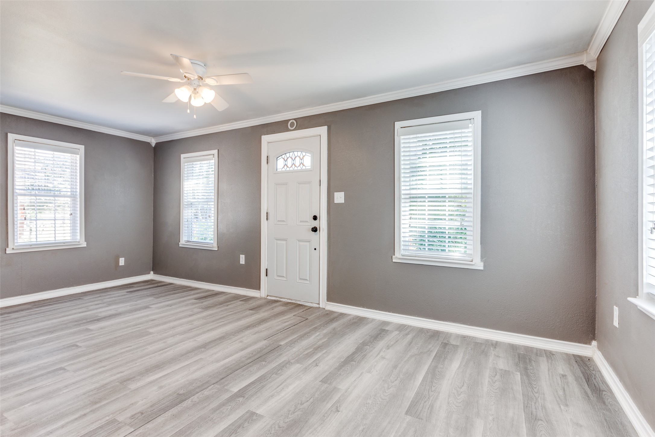 4812 Calmont Avenue Fort Worth TX 76107