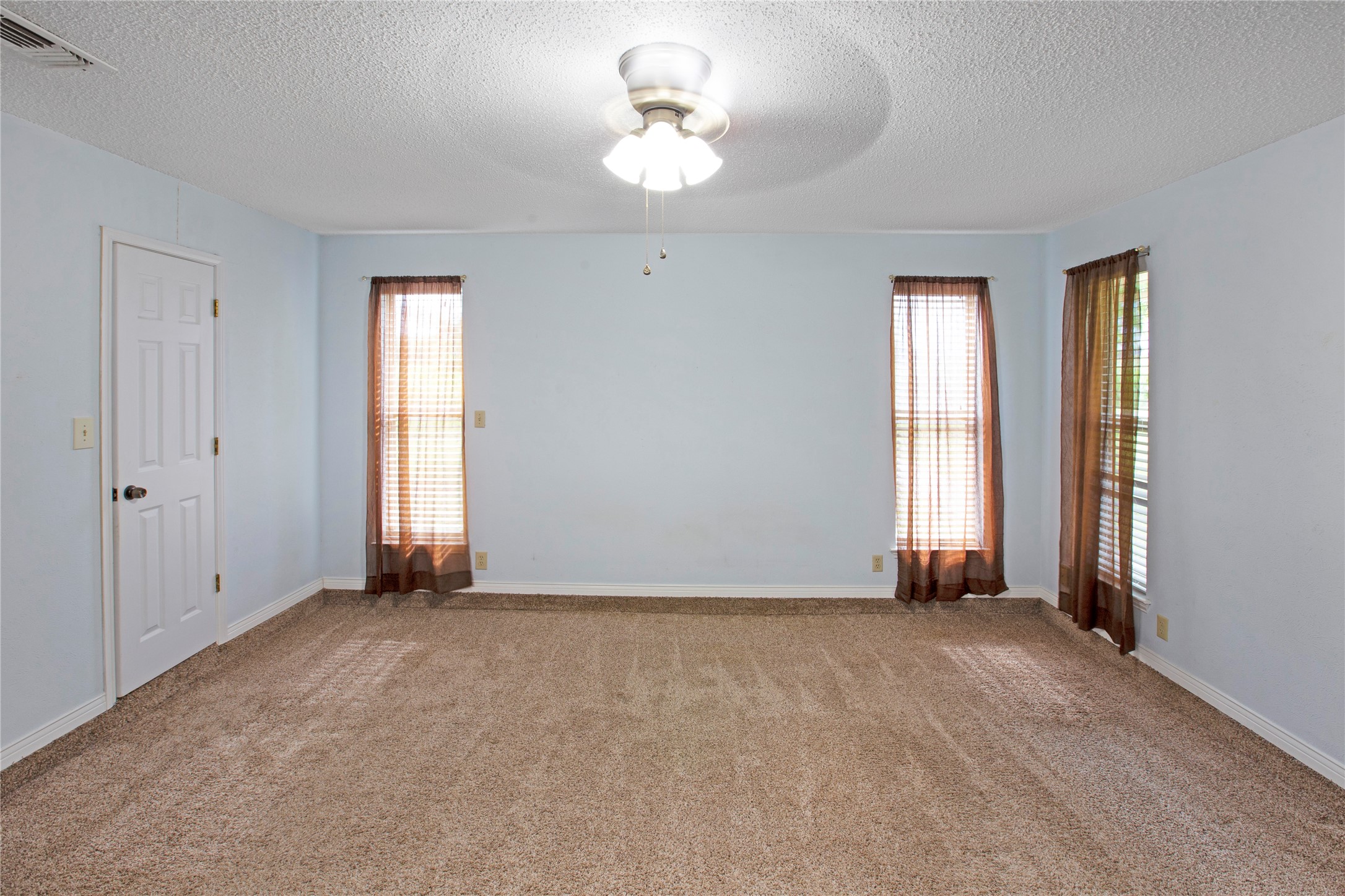 107 Oak Creek Lane Ovilla TX 75154