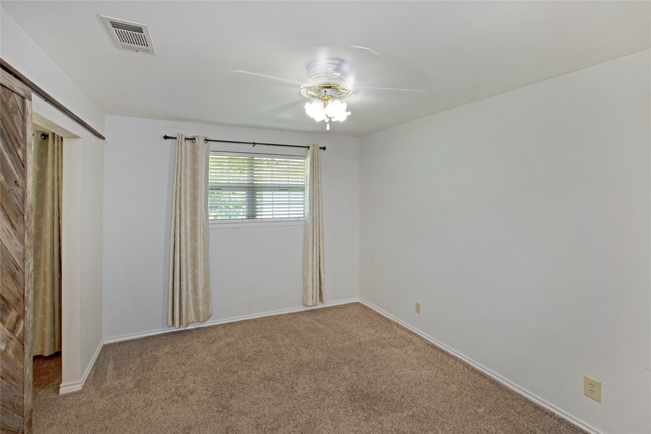 107 Oak Creek Lane Ovilla TX 75154