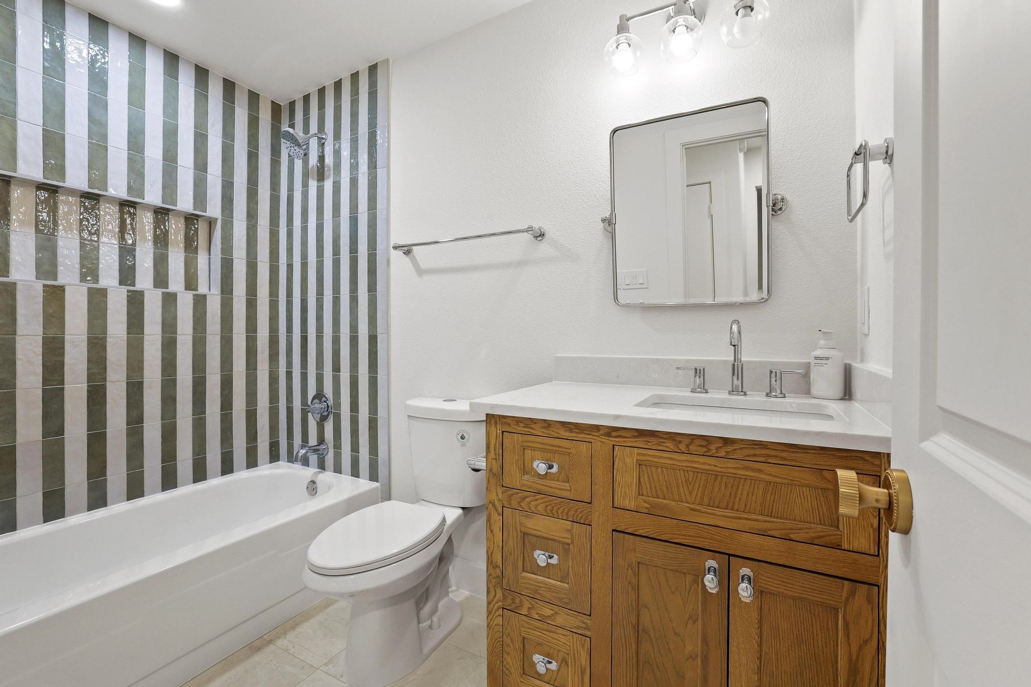 10801 Middle Knoll Drive Dallas TX 75238