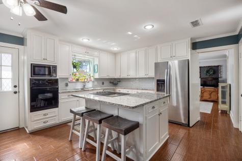 4709 Chad Drive Tyler TX 75703