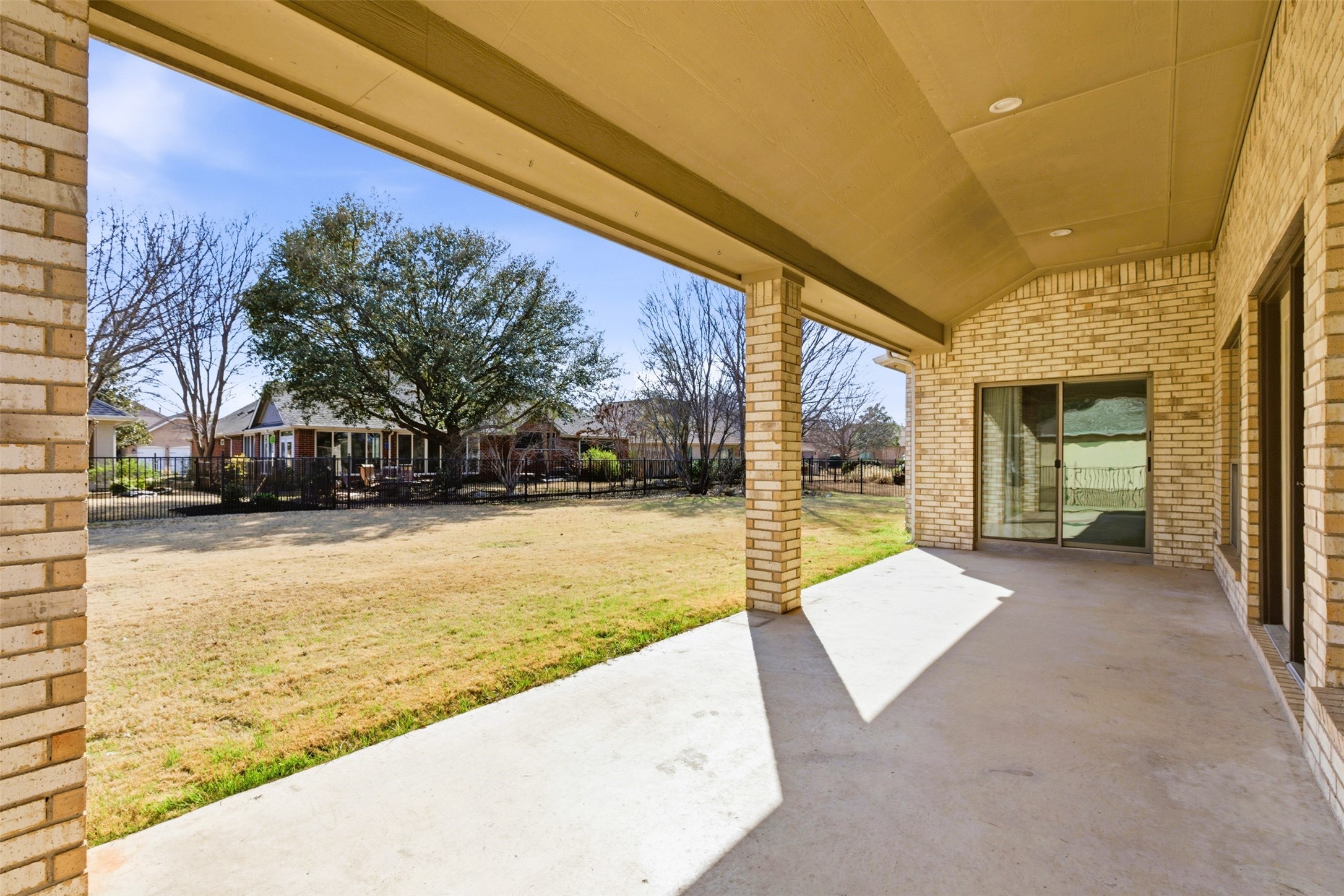 8925 Crestview Drive Denton TX 76207