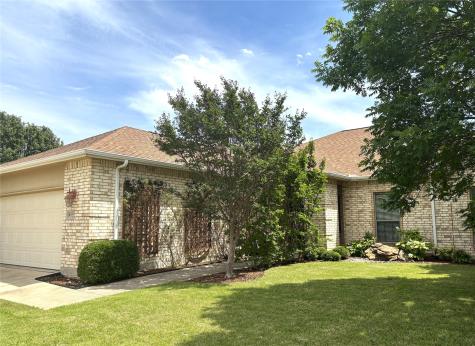 8925 Crestview Drive Denton TX 76207