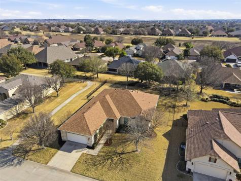 8925 Crestview Drive Denton TX 76207