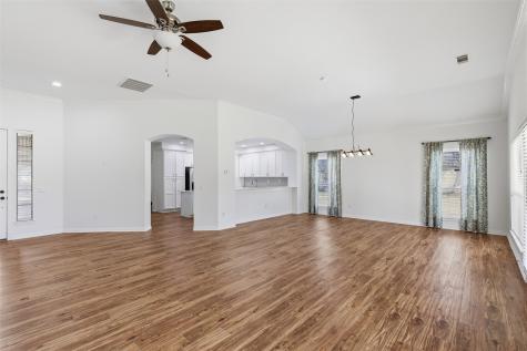 8925 Crestview Drive Denton TX 76207