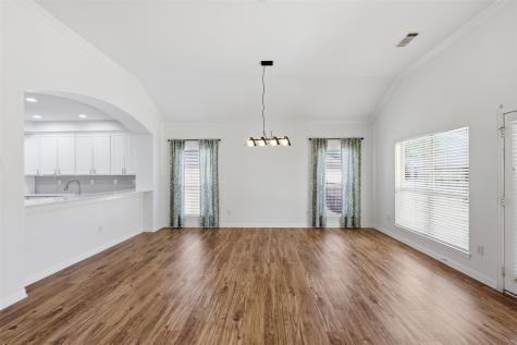 8925 Crestview Drive Denton TX 76207