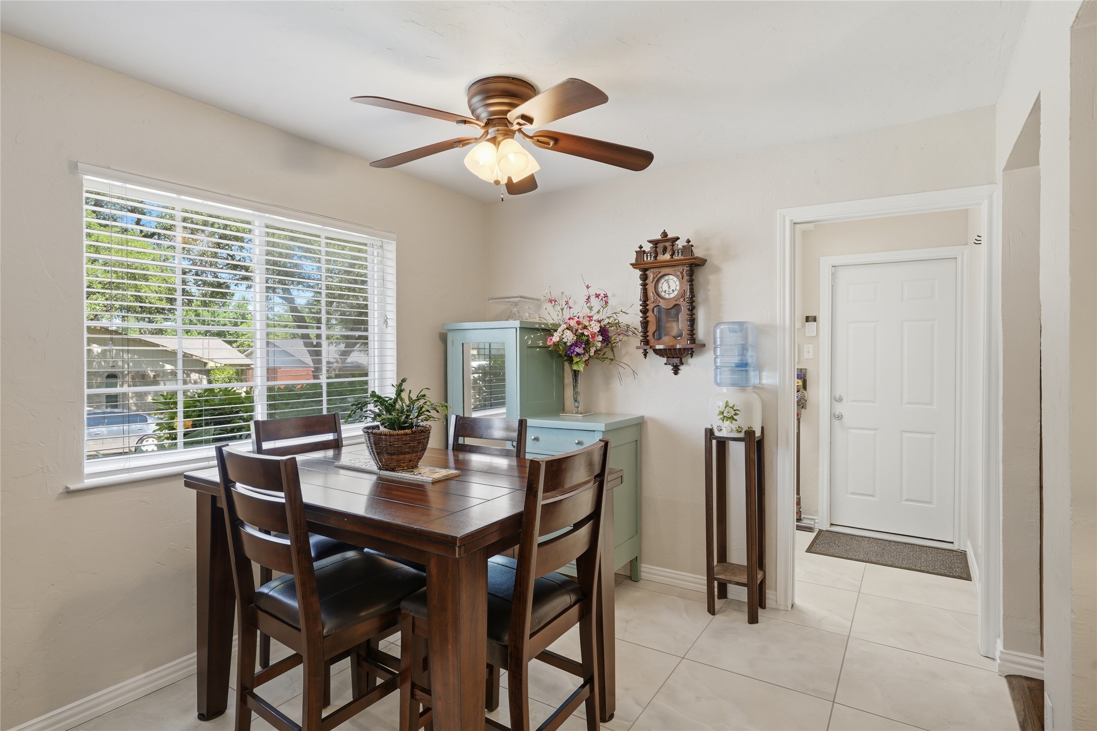 2001 Statler Drive Carrollton TX 75007