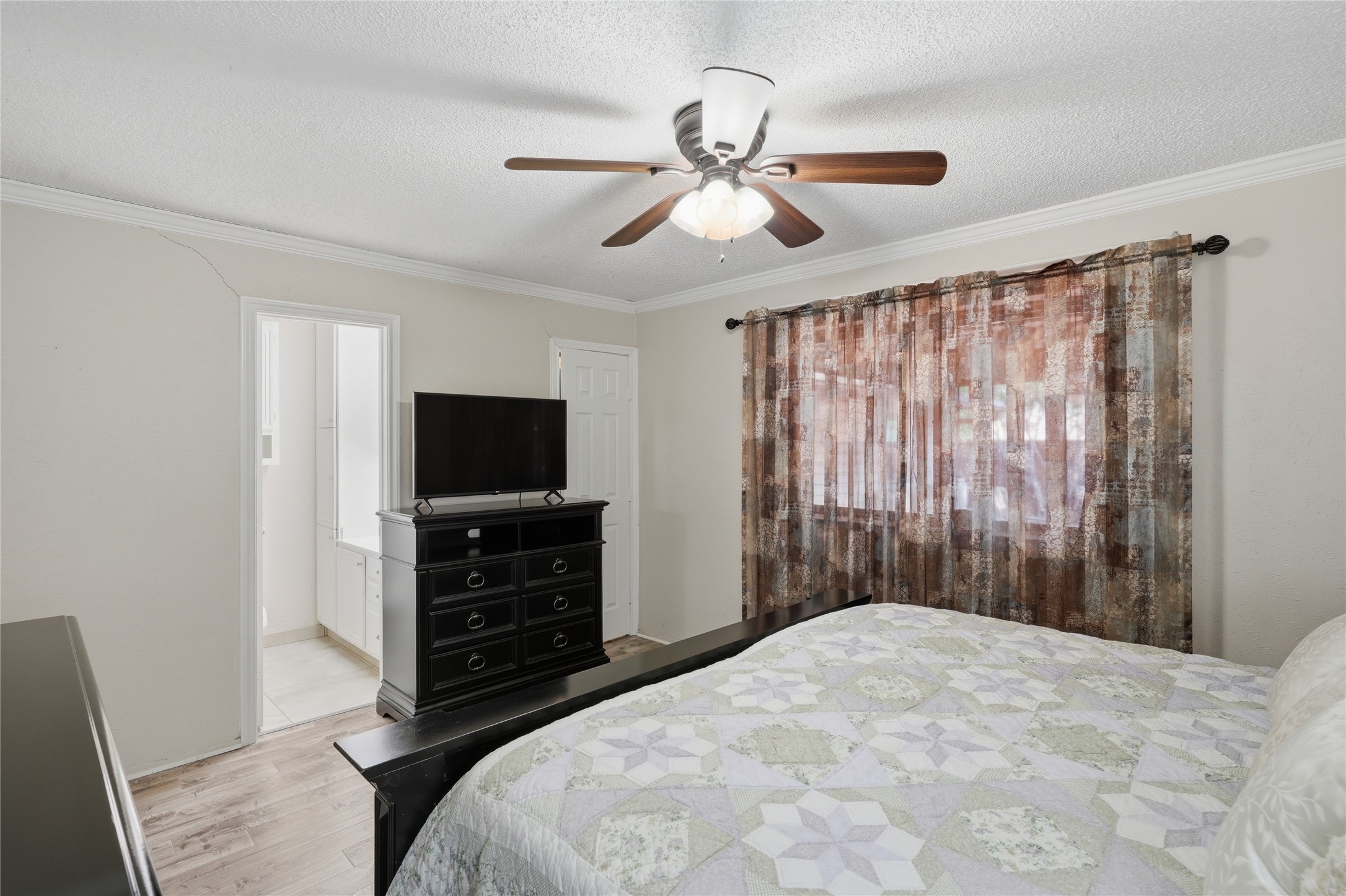 2001 Statler Drive Carrollton TX 75007