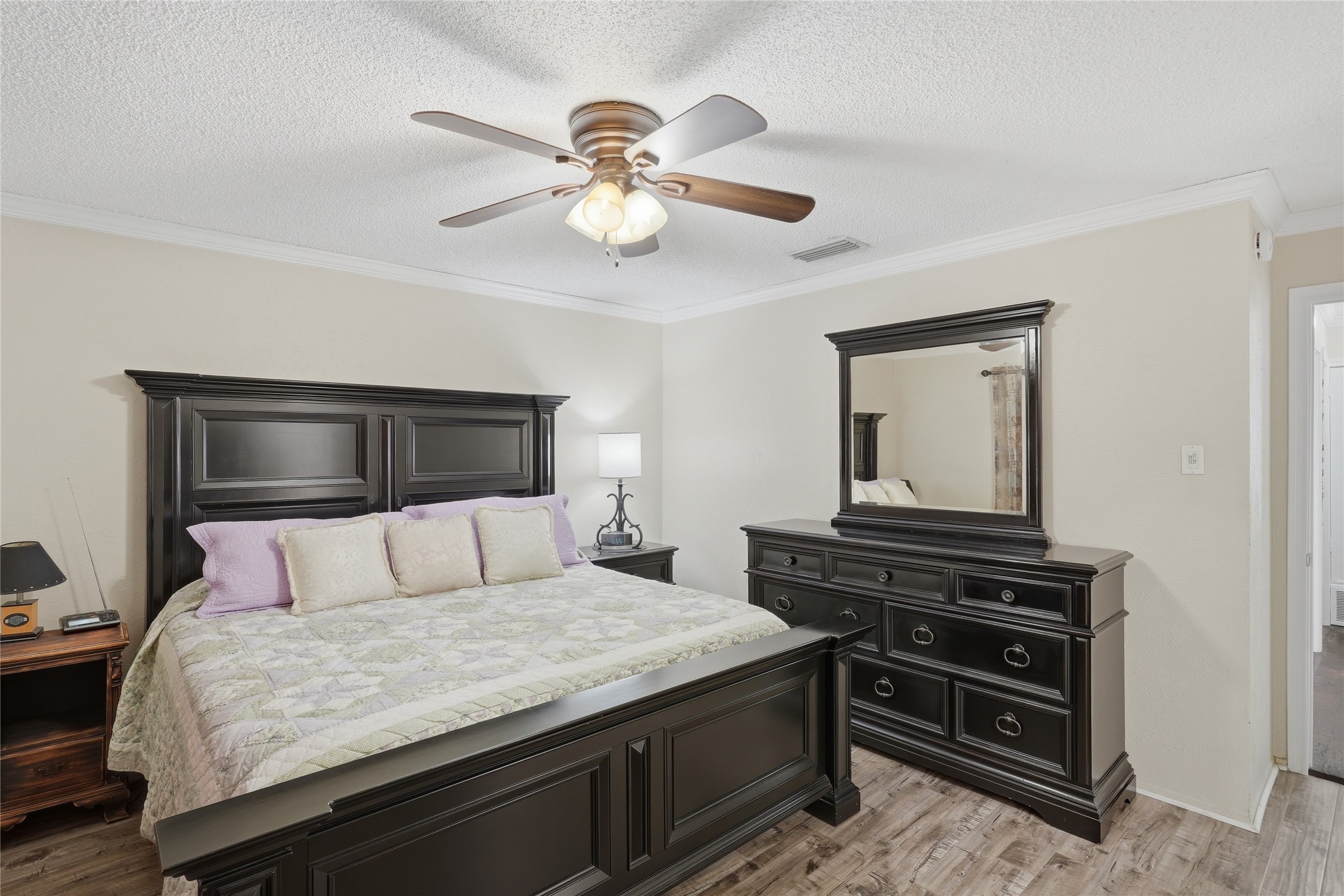 2001 Statler Drive Carrollton TX 75007