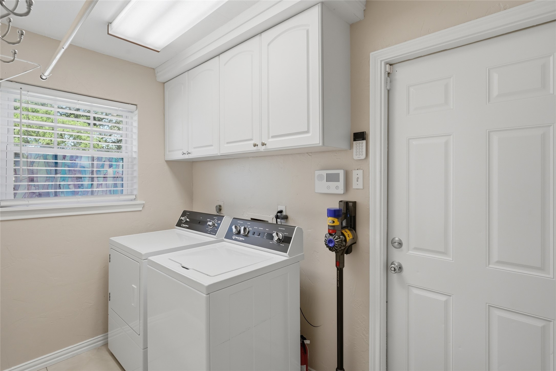 2001 Statler Drive Carrollton TX 75007