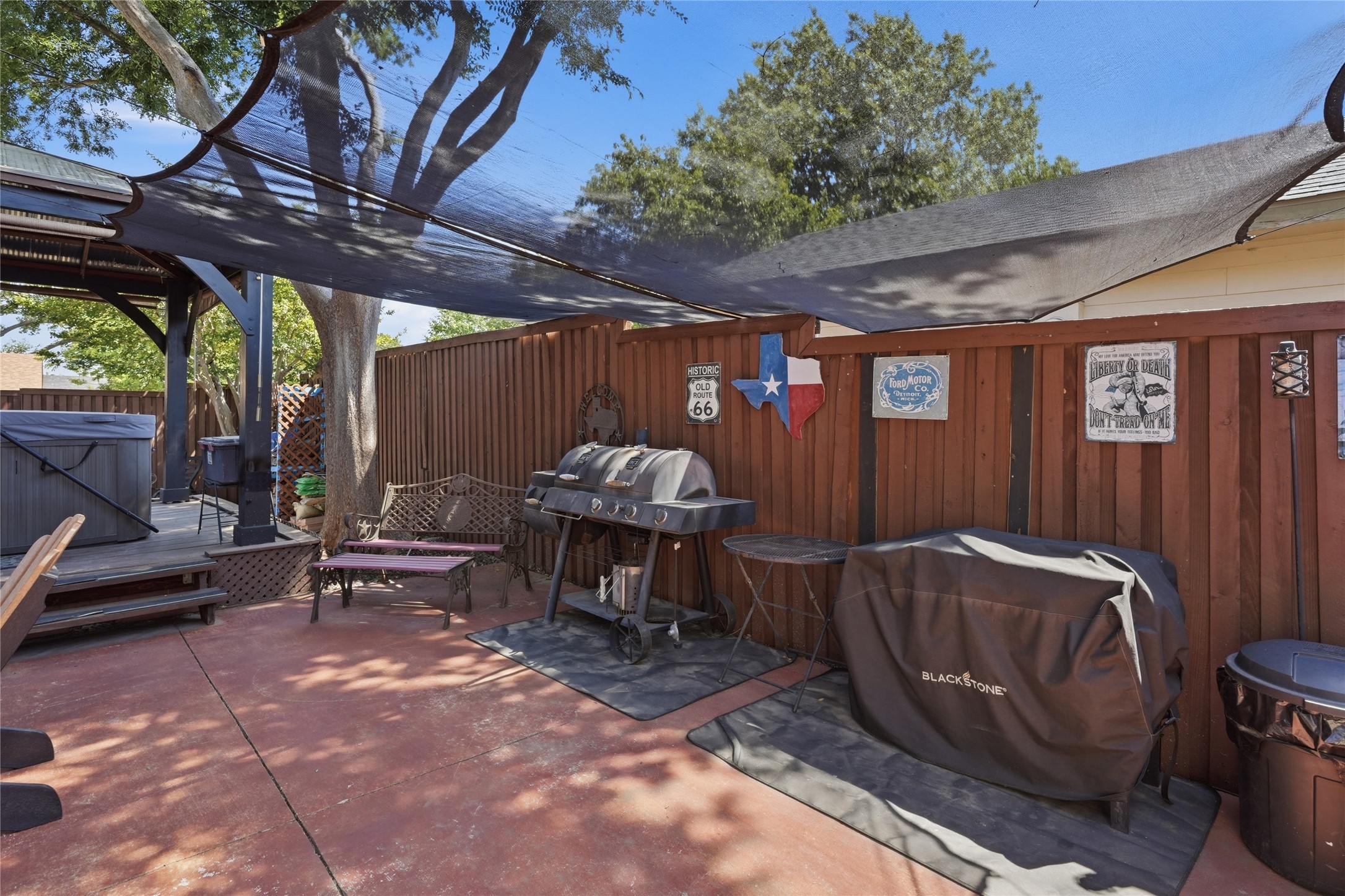 2001 Statler Drive Carrollton TX 75007