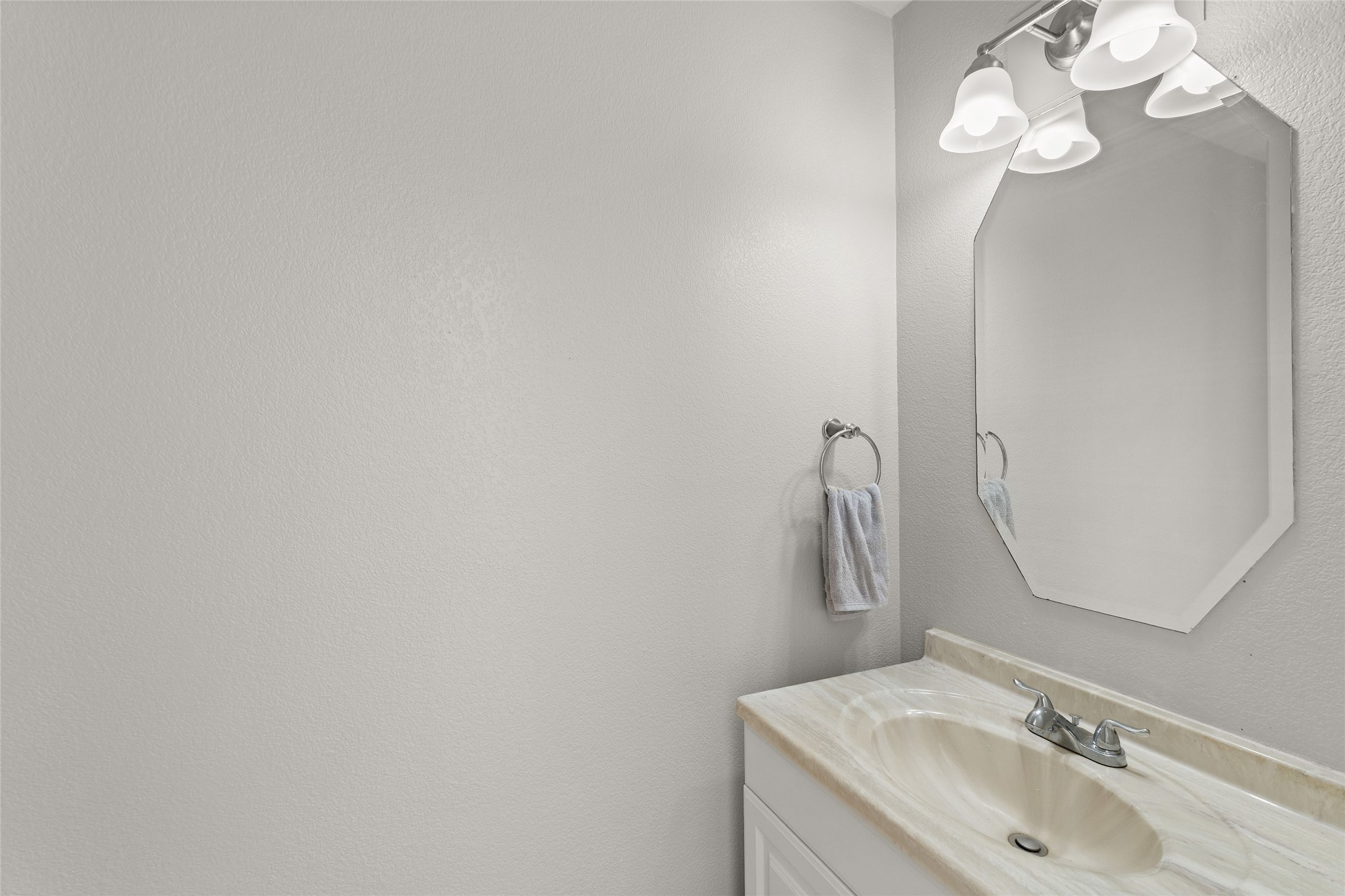 2600 Hidden Valley Drive Mckinney TX 75071