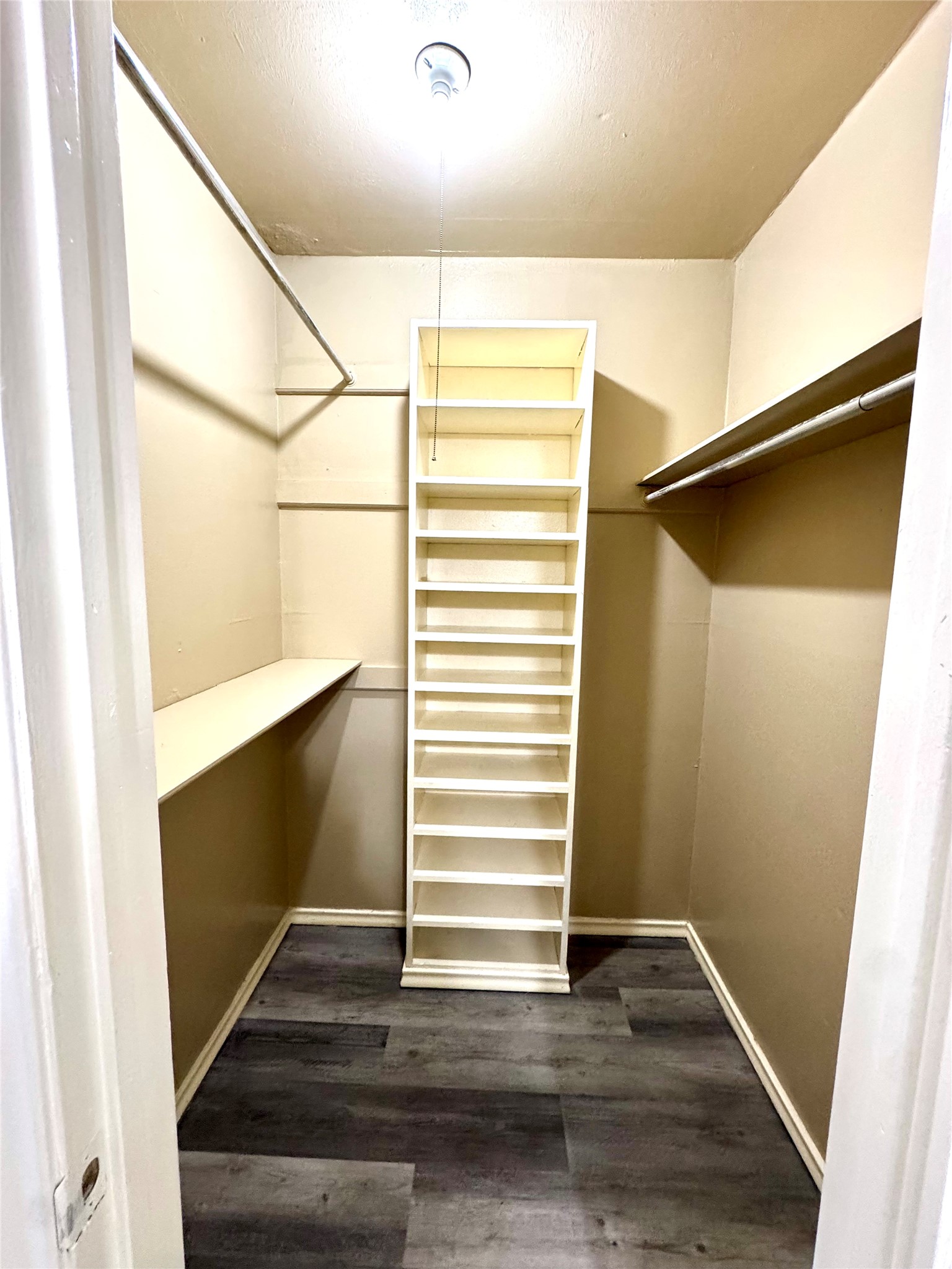 13357 Kit Lane Dallas TX 75240
