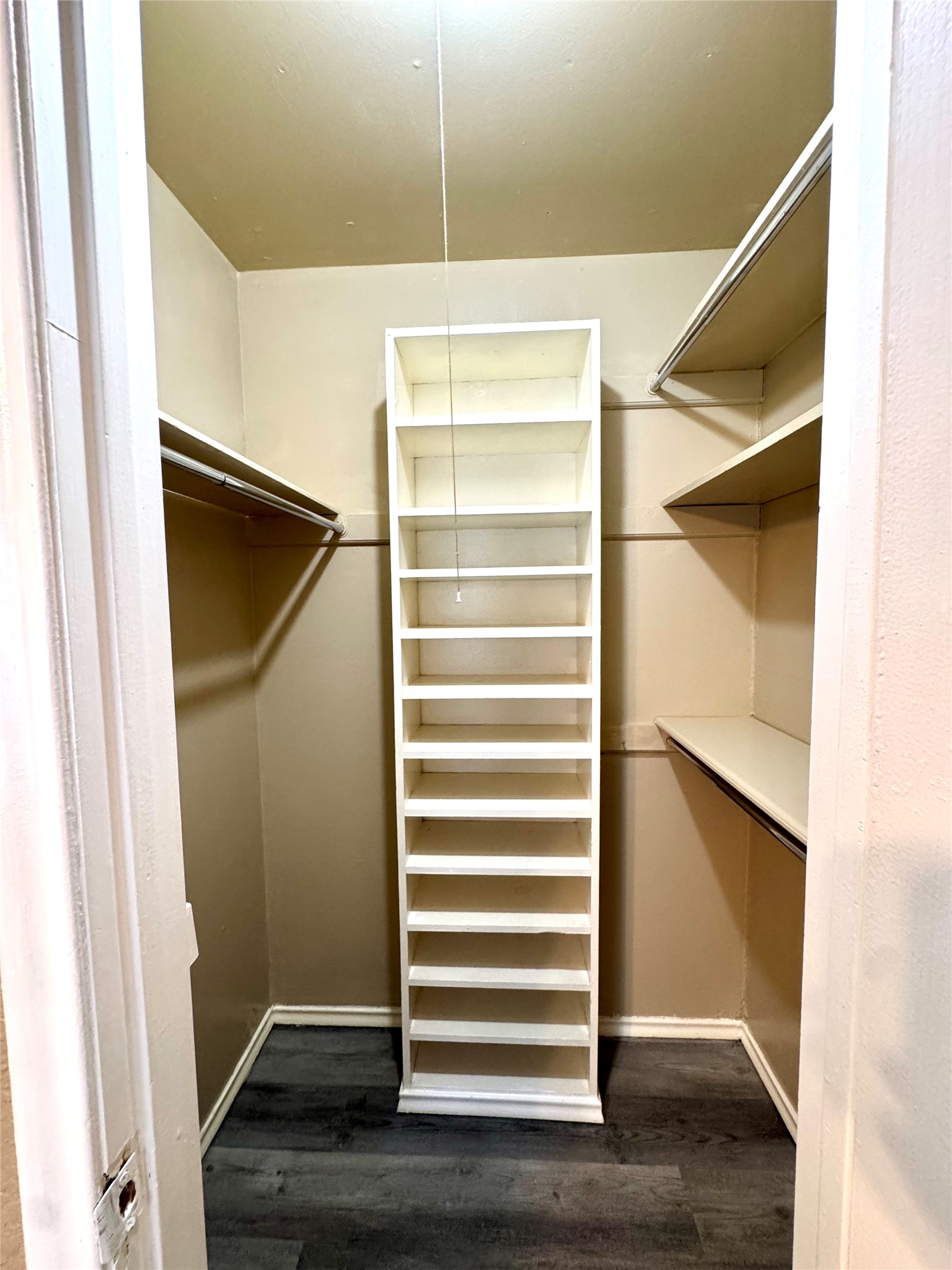 13357 Kit Lane Dallas TX 75240