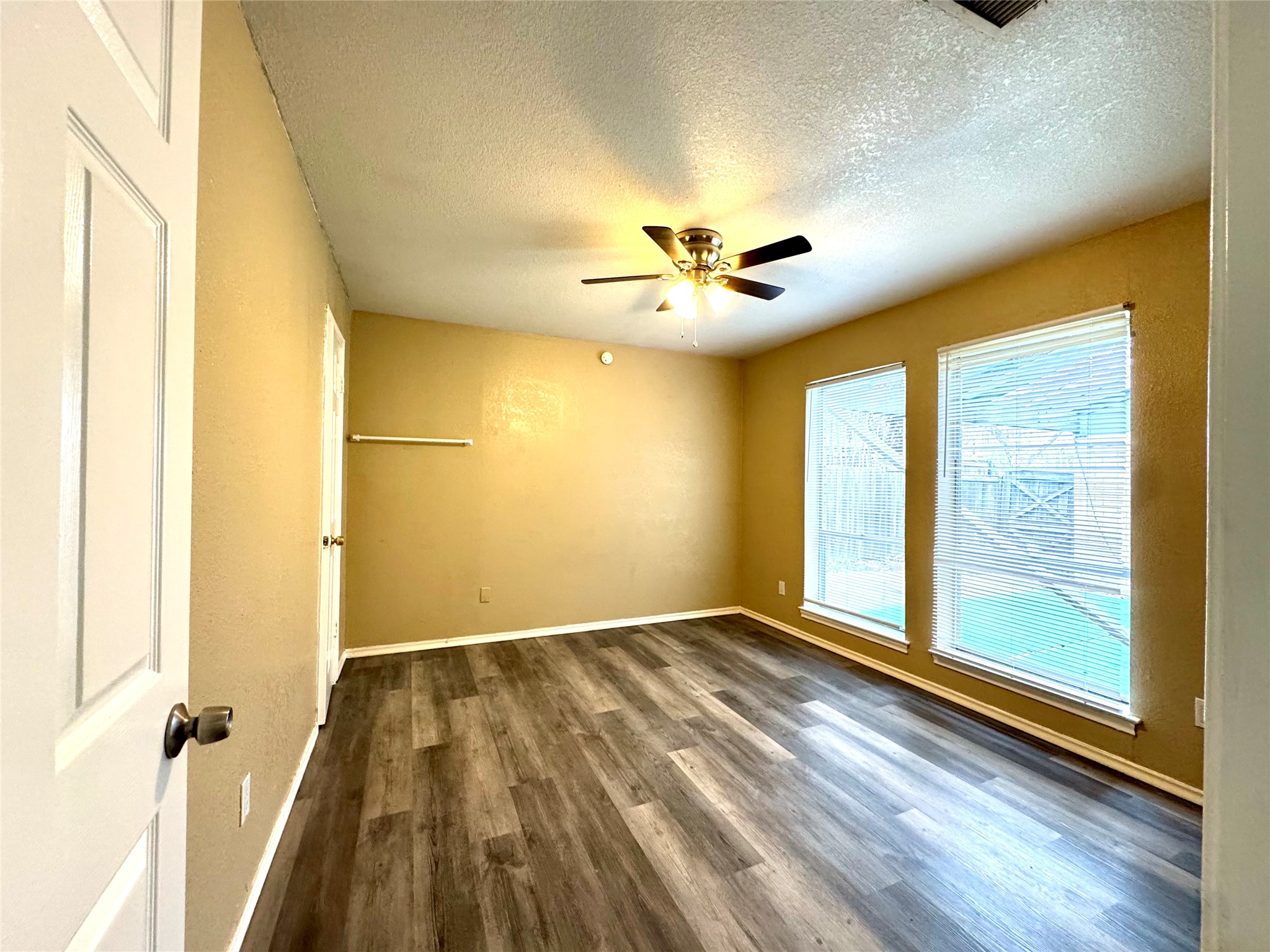 13357 Kit Lane Dallas TX 75240