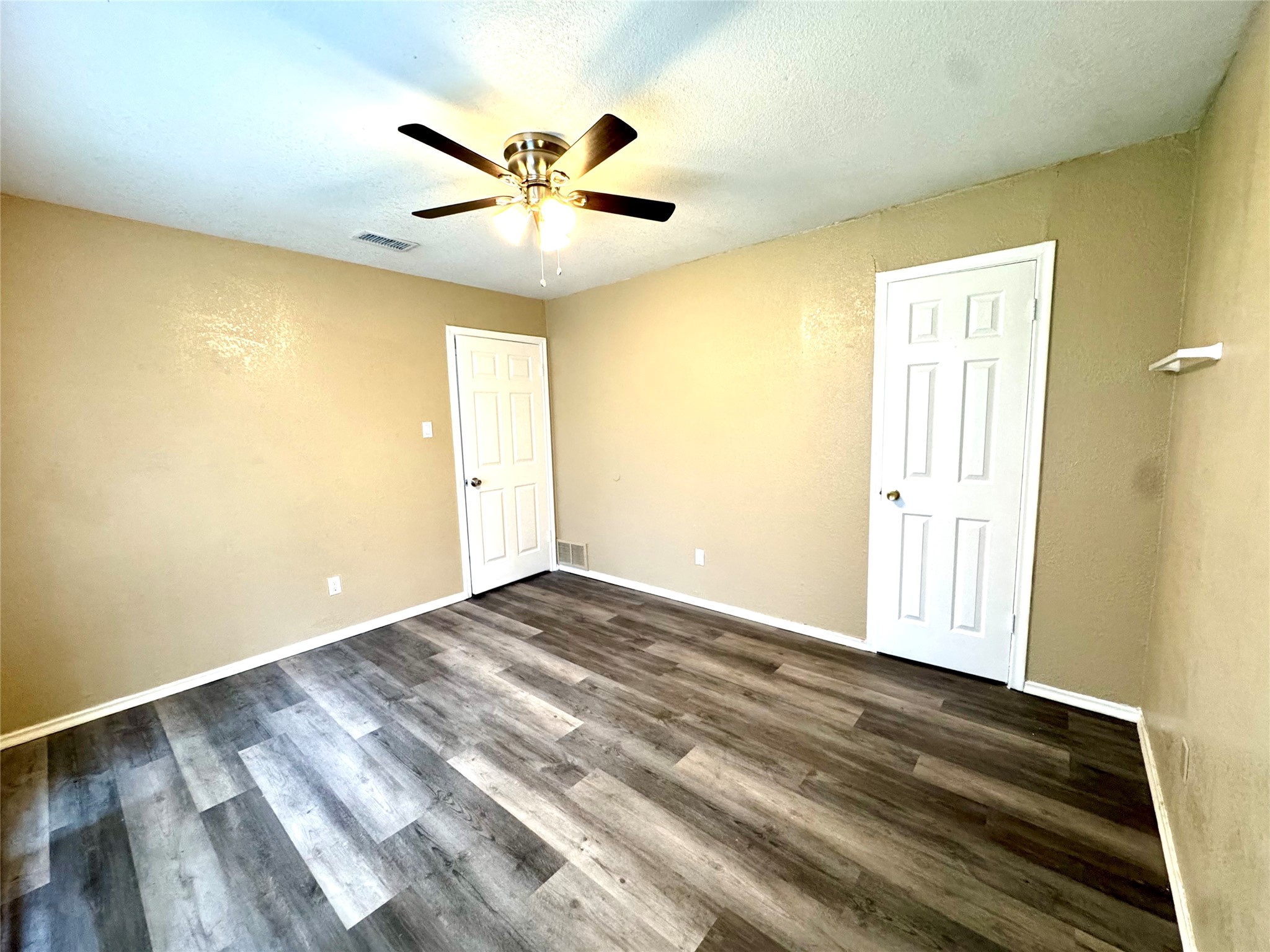 13357 Kit Lane Dallas TX 75240