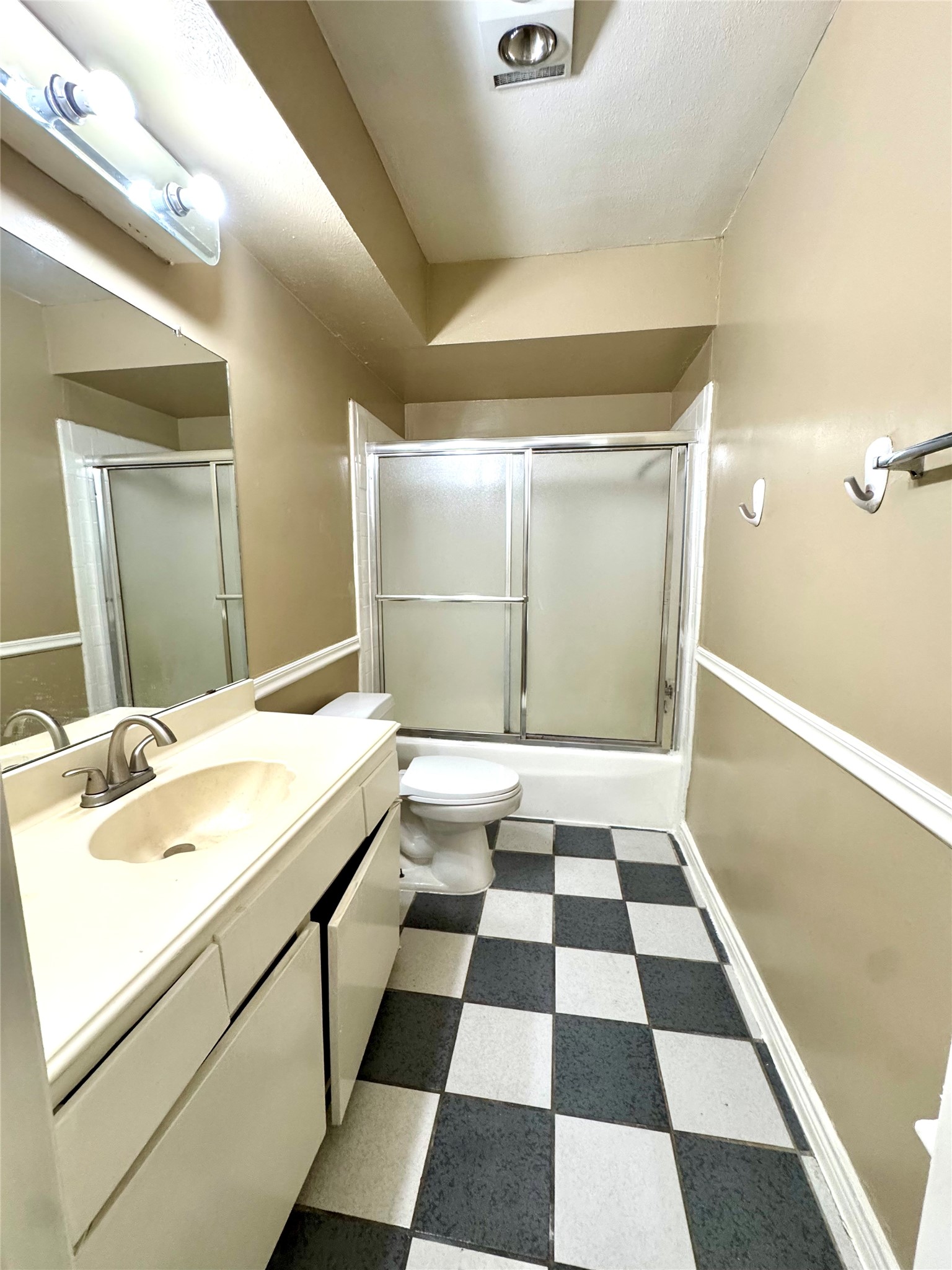 13357 Kit Lane Dallas TX 75240