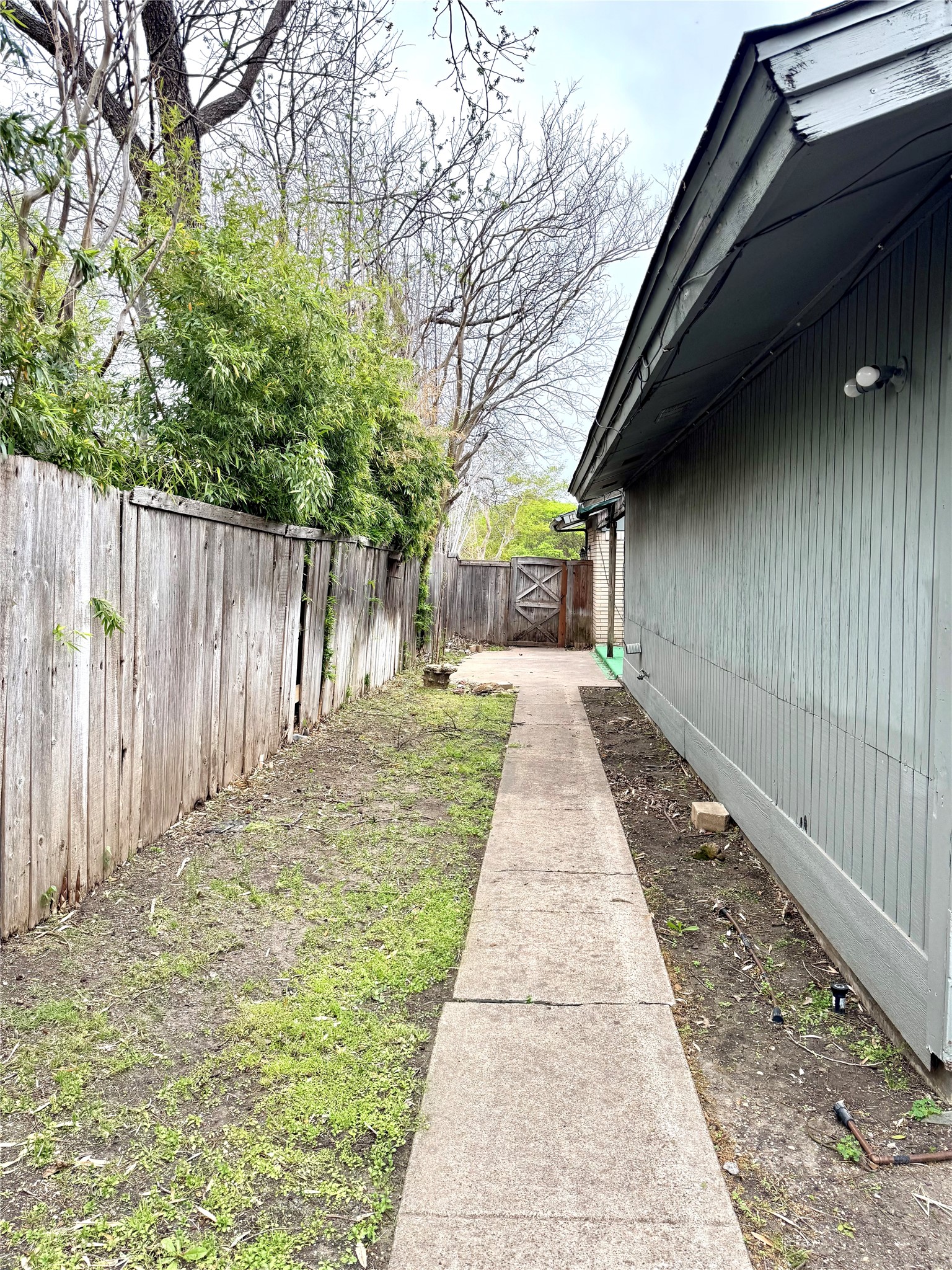 13357 Kit Lane Dallas TX 75240