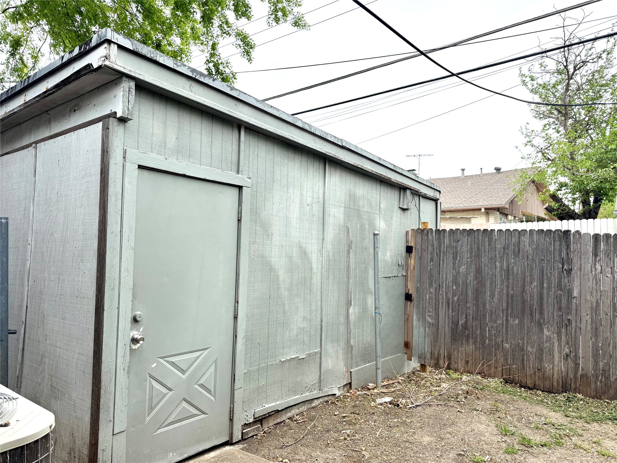 13357 Kit Lane Dallas TX 75240