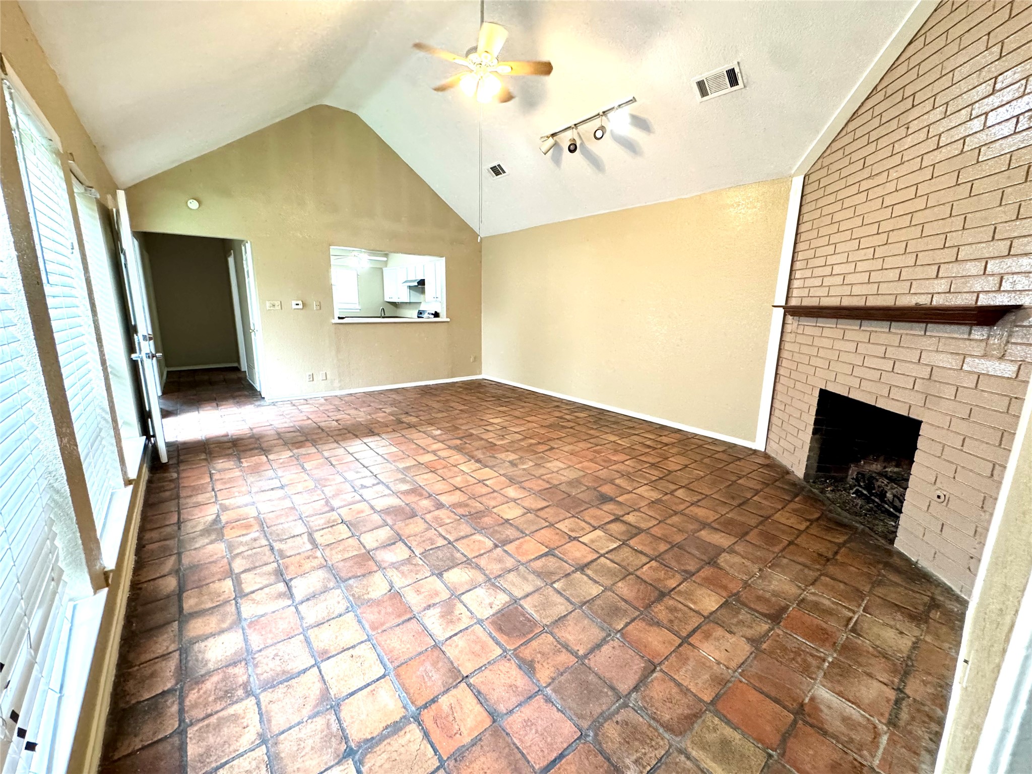 13357 Kit Lane Dallas TX 75240