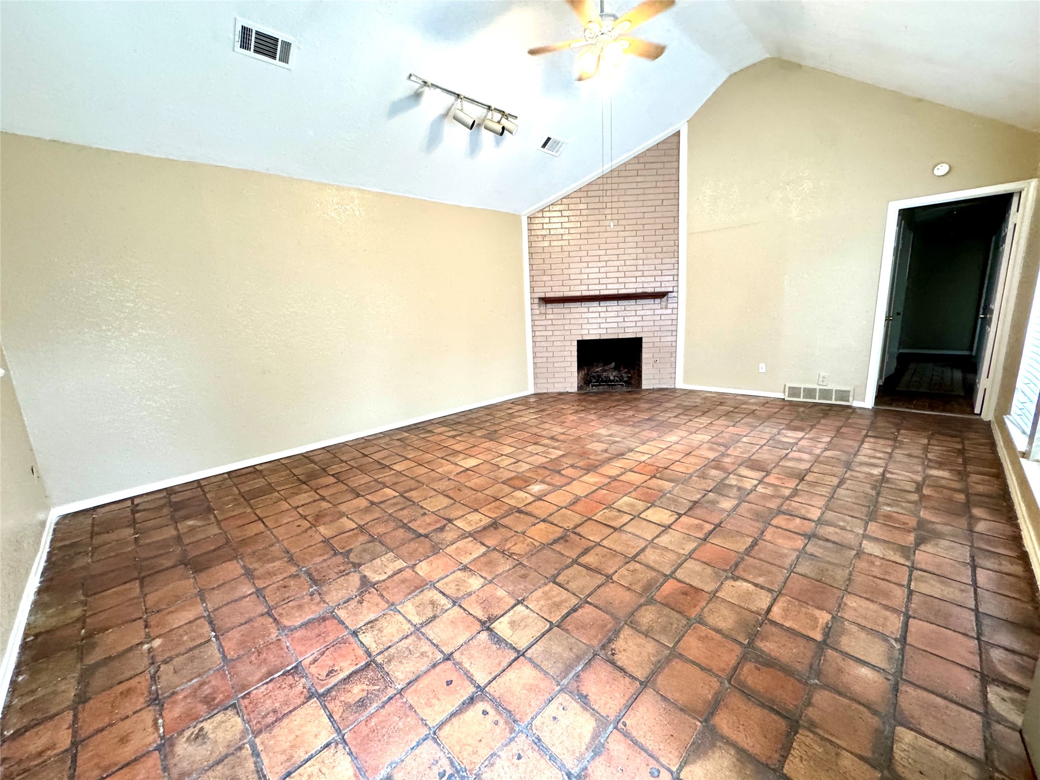 13357 Kit Lane Dallas TX 75240