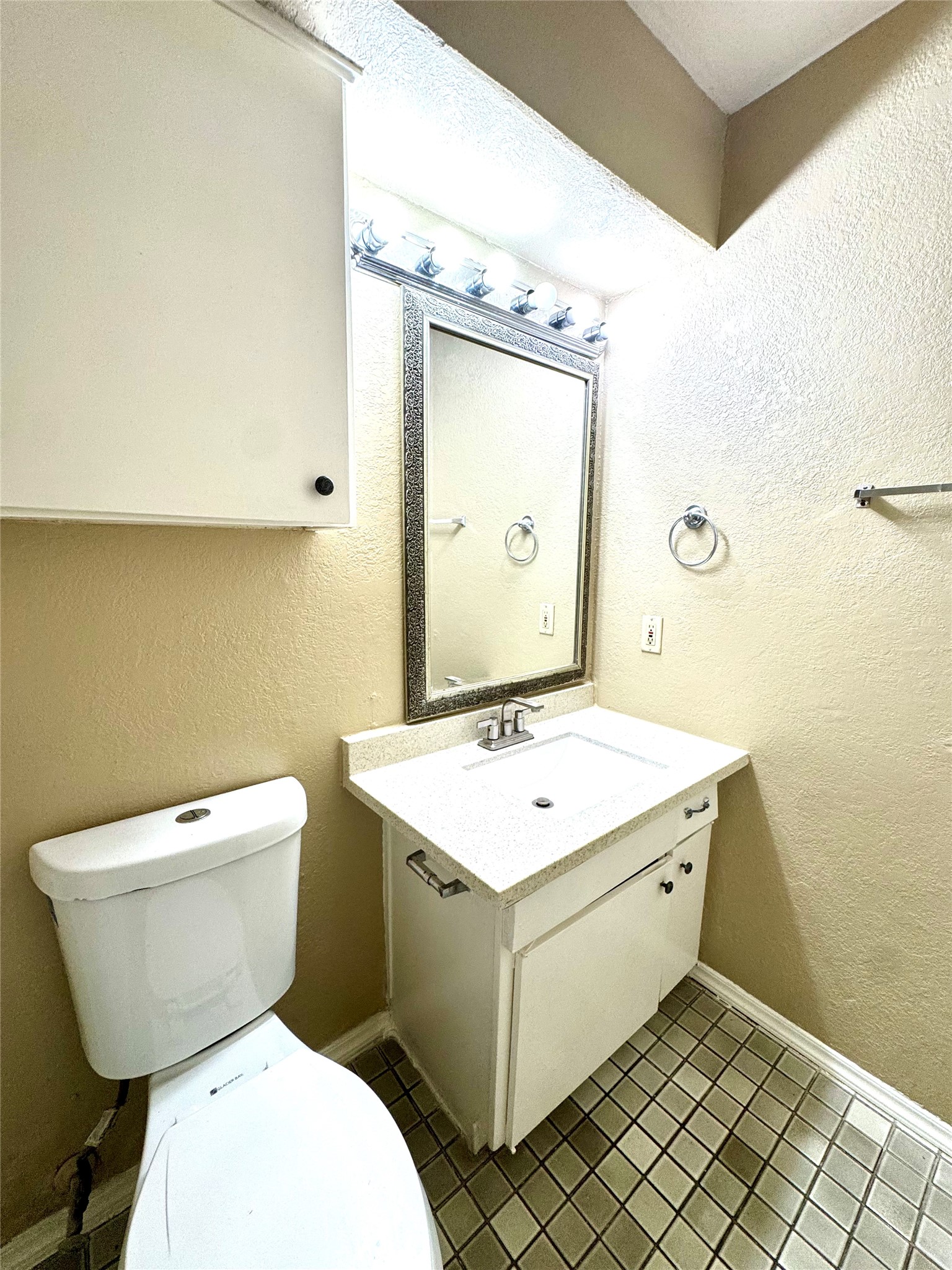 13357 Kit Lane Dallas TX 75240