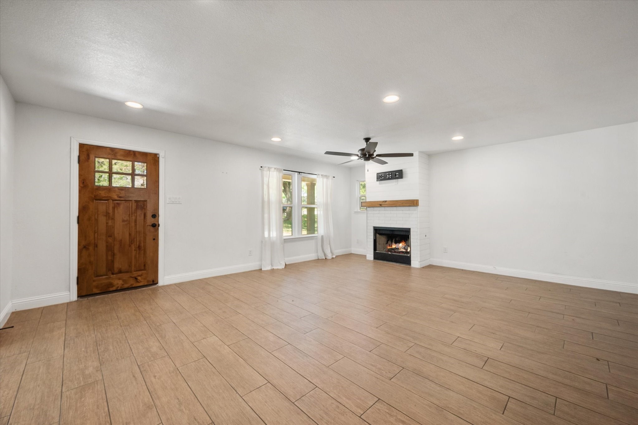 2158 Morning Glory Avenue Fort Worth TX 76111