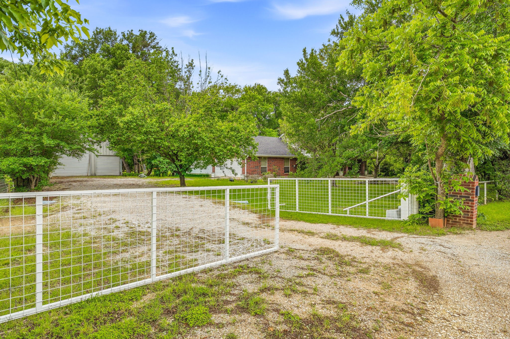 3741 County Road 2160 Iredell TX 76649