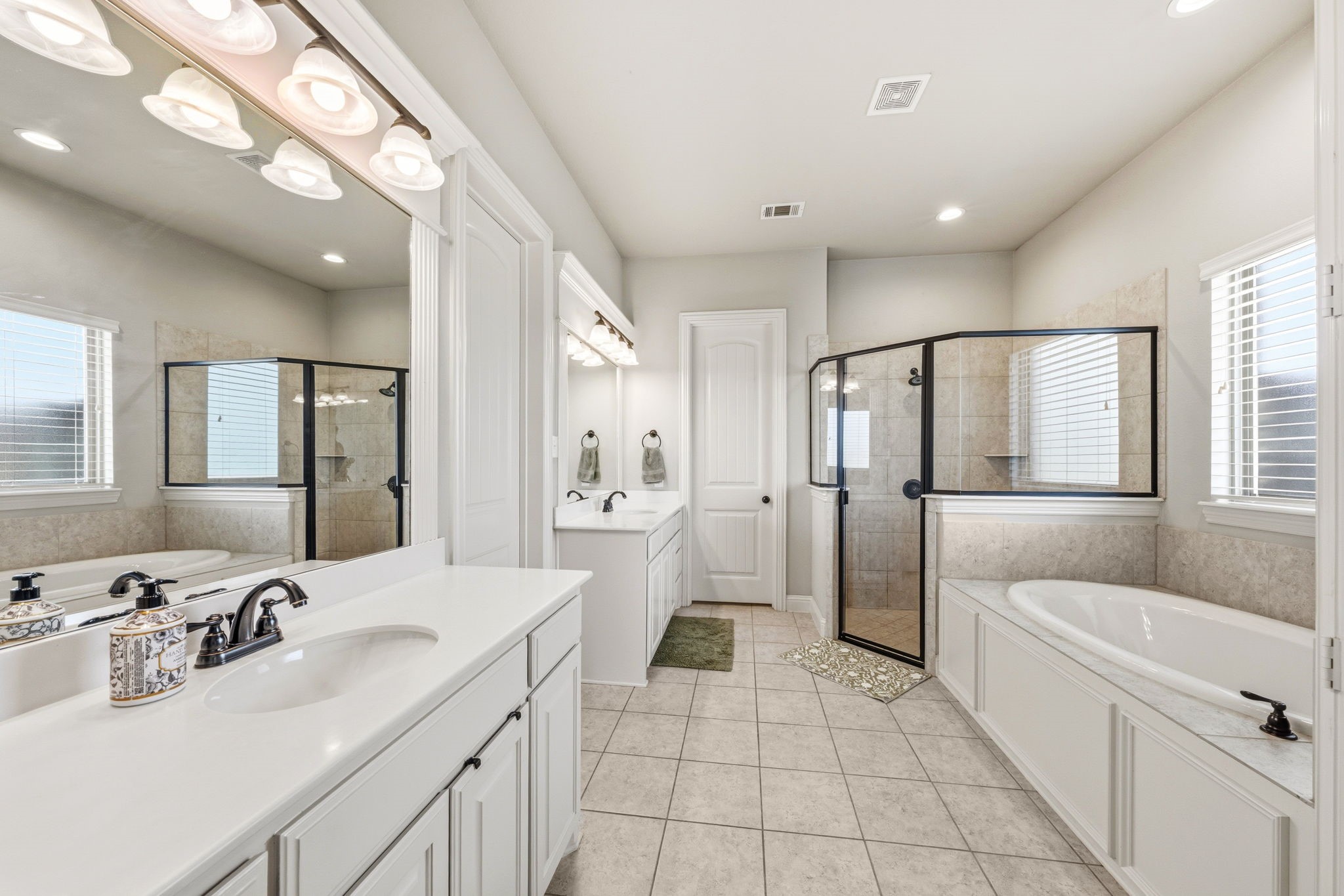 100 Brookview Court Waxahachie TX 75165