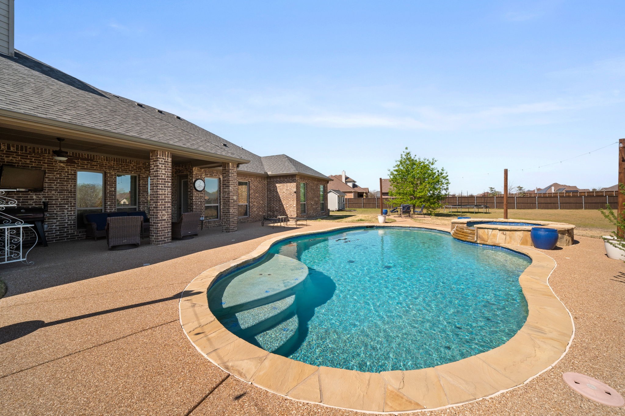 100 Brookview Court Waxahachie TX 75165