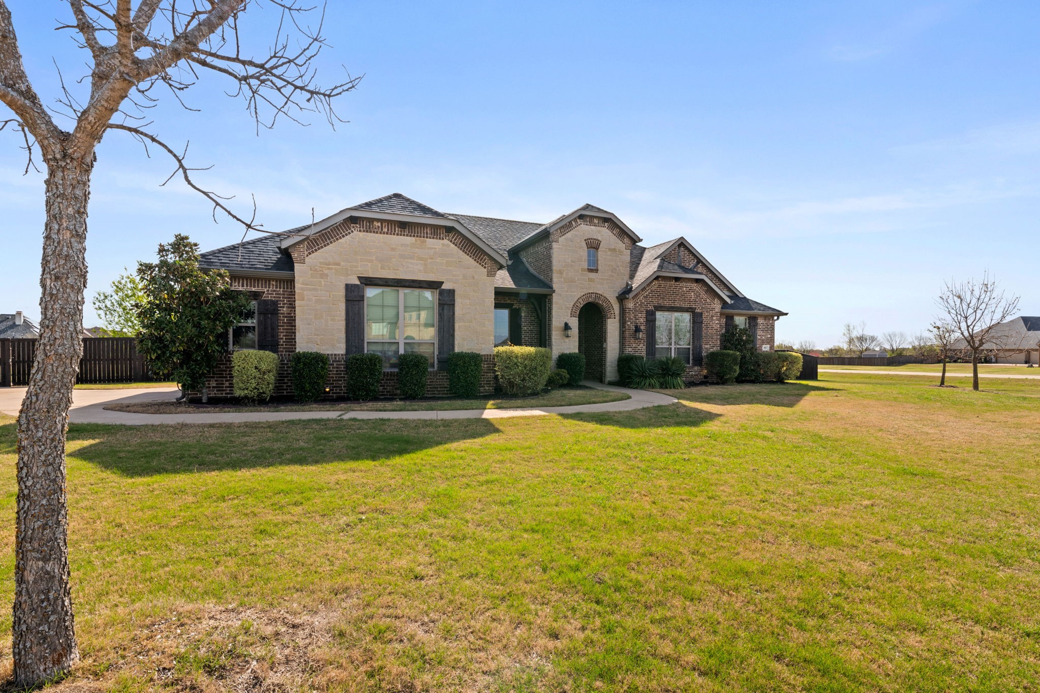 100 Brookview Court Waxahachie TX 75165