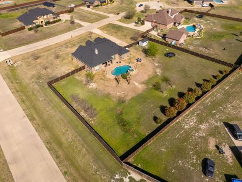 100 Brookview Court Waxahachie TX 75165