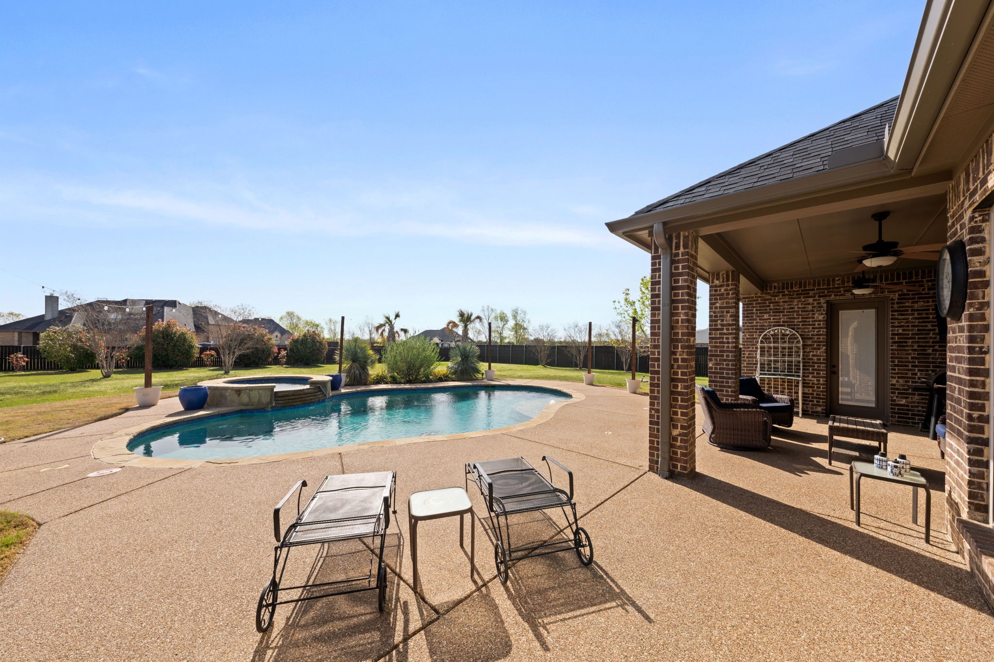 100 Brookview Court Waxahachie TX 75165