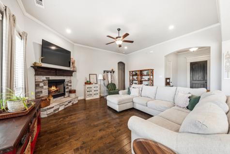100 Brookview Court Waxahachie TX 75165