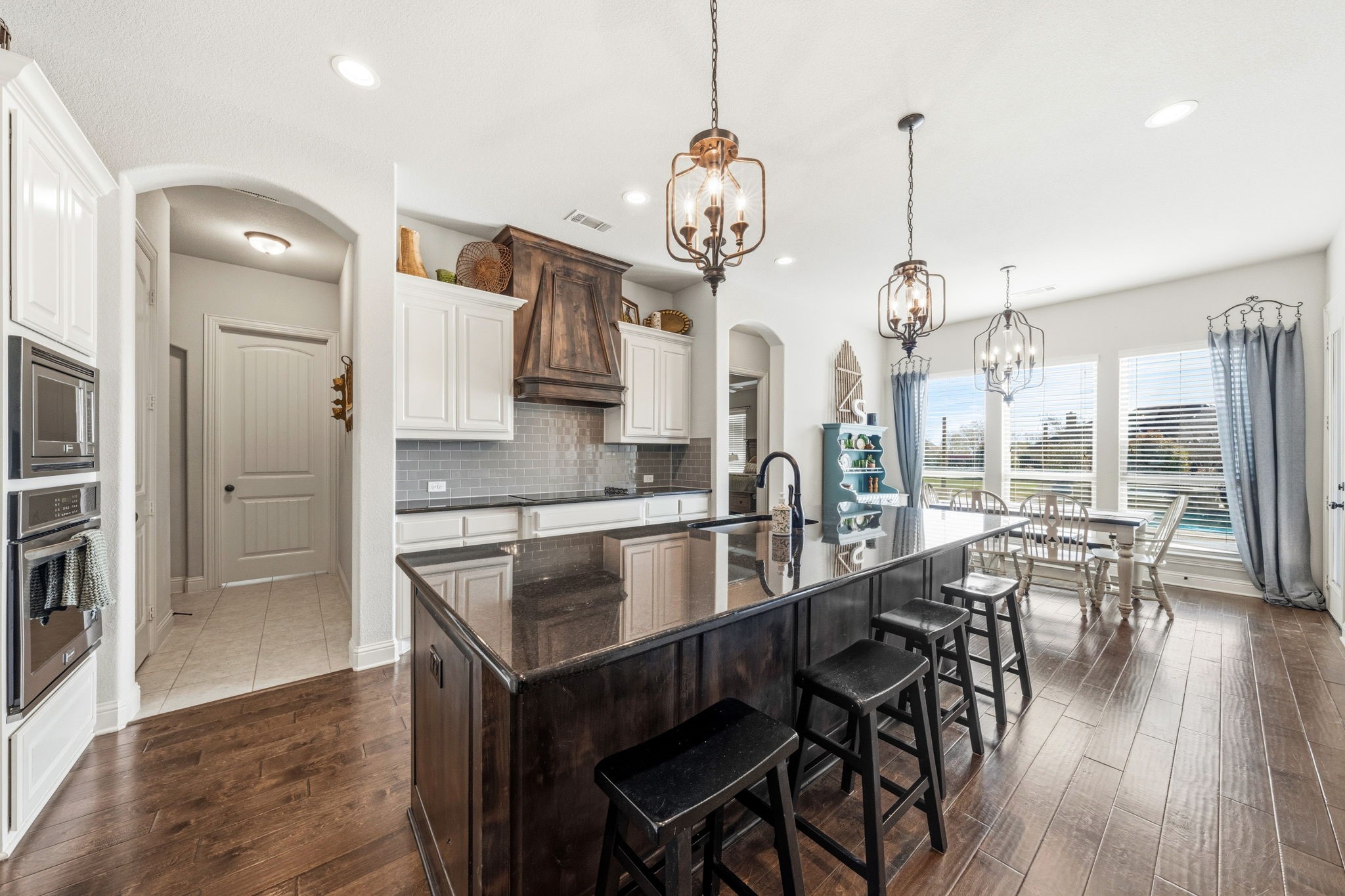 100 Brookview Court Waxahachie TX 75165